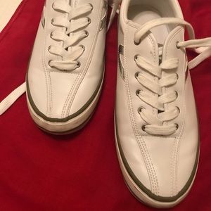 Tretorn White Tennis Shoe